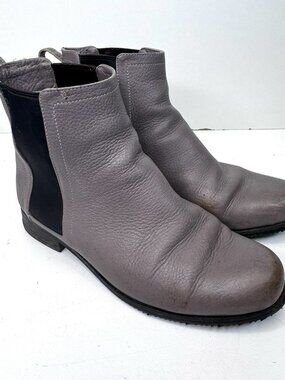 Poppy Barley Chelsea Boots Womens Size 8 Taupe Leather Pull On Ankle